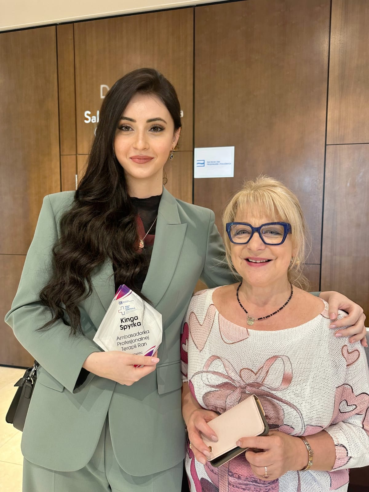 Dr Kinga Spyrka podczas uroczystości wręczenia tytułu Ambasadora Terapii Ran